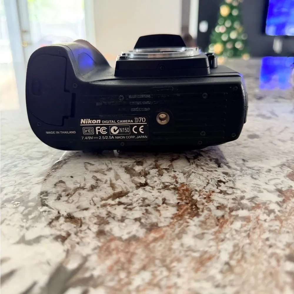 Nikon D70 Black Digital Camera Body
